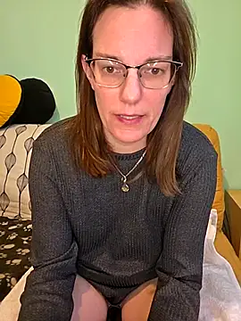 SpiceLea online show from January 7, 2026, 8:50 am