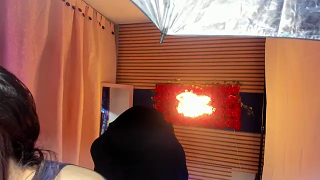 rosse 2504 online show from October 28, 2025, 5:37 pm