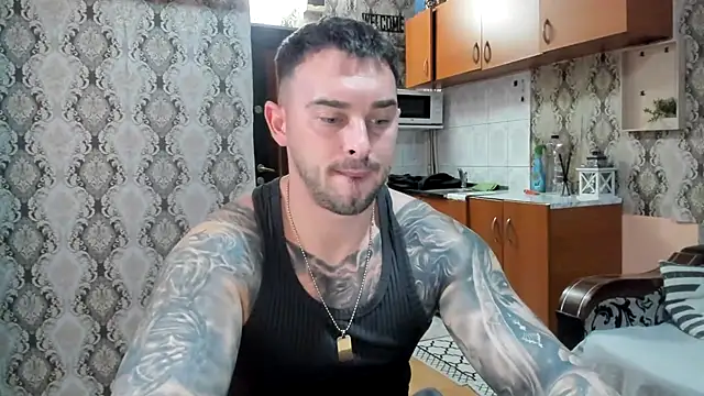 Snapshot of Jonmusclemaster chatting on November 18, 2025, 8:46 pm Jonmusclemaster online show from November 18, 2025, 8:46 pm