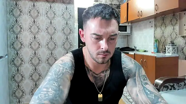 Snapshot of Jonmusclemaster chatting on November 27, 2025, 9:17 pm Jonmusclemaster online show from November 27, 2025, 9:17 pm