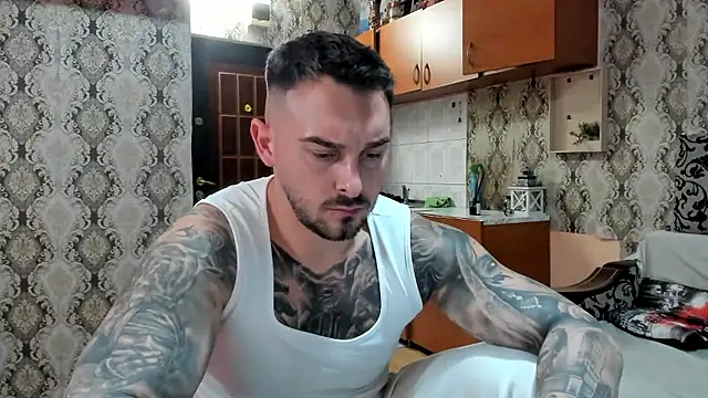 Snapshot of Jonmusclemaster chatting on January 9, 2026, 10:00 pm Jonmusclemaster online show from January 9, 2026, 10:00 pm