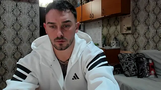 Snapshot of Jonmusclemaster chatting on January 18, 2026, 9:07 pm Jonmusclemaster online show from January 18, 2026, 9:07 pm