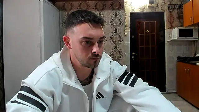 Snapshot of Jonmusclemaster chatting on February 27, 2026, 9:37 pm Jonmusclemaster online show from February 27, 2026, 9:37 pm