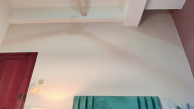 AlissaNix online show from November 20, 2025, 9:14 pm