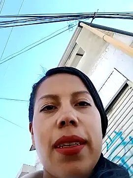 Snapshot of _andrea30 chatting on December 10, 2024, 1:33 pm andrea30 online show from December 10, 2024, 1:33 pm