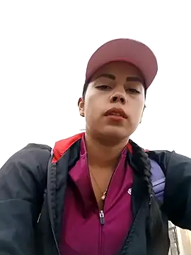 Snapshot of _andrea30 chatting on February 25, 2025, 12:24 pm andrea30 online show from February 25, 2025, 12:24 pm