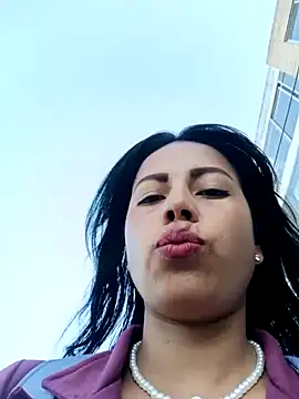 Snapshot of _andrea30 chatting on September 9, 2025, 11:43 am andrea30 online show from September 9, 2025, 11:43 am