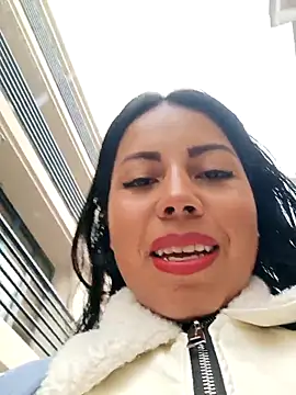  andrea30 online show from December 1, 2025, 11:59 am