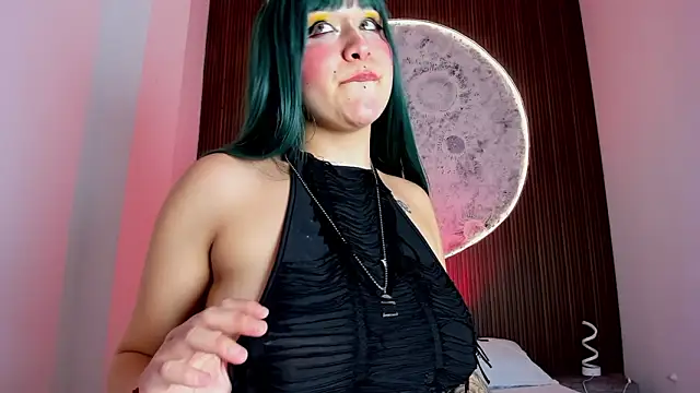 Snapshot of LailaCatt chatting on March 5, 2026, 2:07 am LailaCatt online show from March 5, 2026, 2:07 am