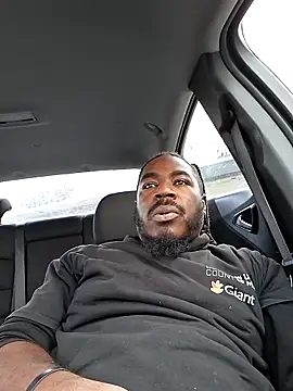 Snapshot of MRHANDSOME3800 chatting on December 18, 2025, 8:04 pm MRHANDSOME3800 online show from December 18, 2025, 8:04 pm