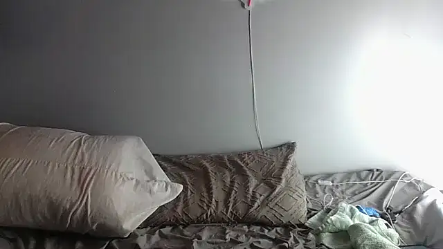 deepinnnnn online show from March 14, 2025, 3:48 am