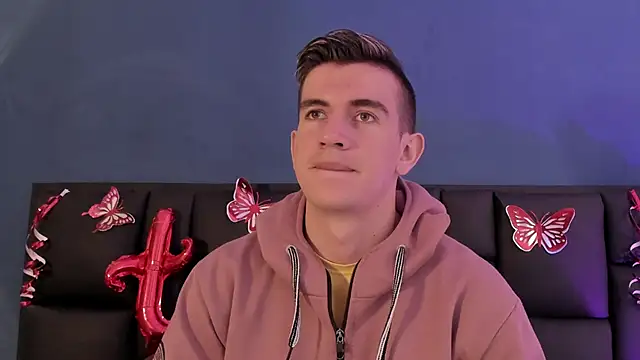 MikaelSlow online show from February 17, 2026, 1:46 am