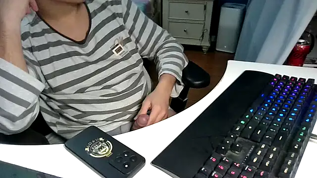 Snapshot of big-pig chatting on February 16, 2026, 2:46 pm big-pig online show from February 16, 2026, 2:46 pm