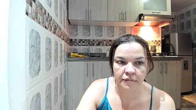 MarilynDavies online show from October 5, 2025, 7:12 pm