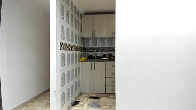 MarilynDavies online show from October 18, 2025, 7:58 pm