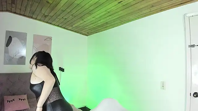 GENNESIS LOVE online show from March 17, 2025, 6:40 am