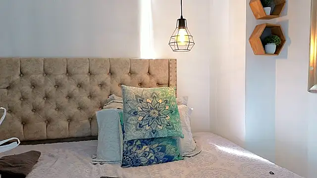 Snapshot of Anya_Texas chatting on October 19, 2025, 7:25 pm Anya Texas online show from October 19, 2025, 7:25 pm