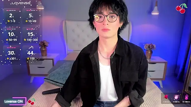 Snapshot of cherryy_boy chatting on October 12, 2025, 6:40 pm cherryy boy online show from October 12, 2025, 6:40 pm