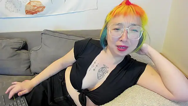 luxgray online show from March 18, 2025, 3:42 am