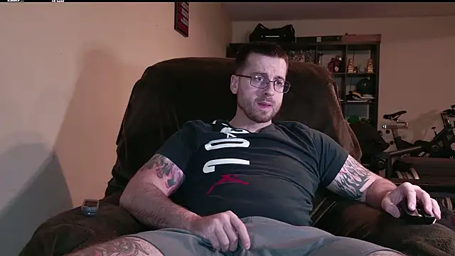 Snapshot of JayXCee_Official chatting on February 1, 2026, 1:04 am JayXCee Official online show from February 1, 2026, 1:04 am