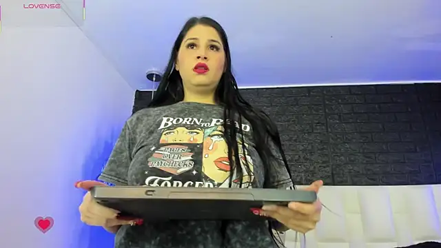 brithanyadams23 online show from October 24, 2025, 4:42 am