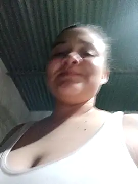 Snapshot of Liancy chatting on February 5, 2026, 1:32 am Liancy online show from February 5, 2026, 1:32 am