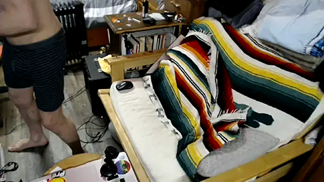 tongueispowerr6d9 online show from February 12, 2025, 6:51 am