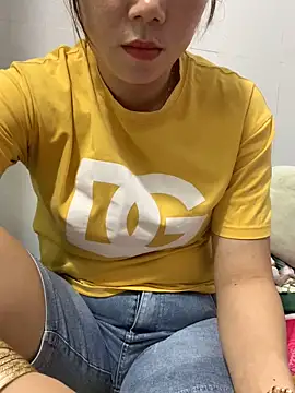 Baby-bigtits online show from October 17, 2025, 2:15 am