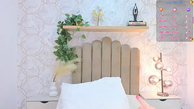 Roma  love online show from November 27, 2025, 1:24 pm