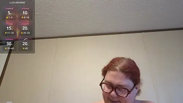 EmberCum online show from December 26, 2024, 4:04 pm