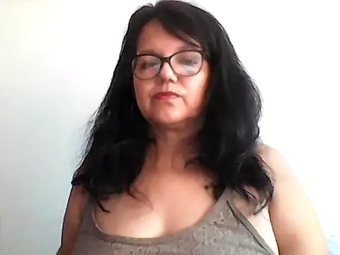 Snapshot of kassandra02 chatting on January 6, 2026, 4:00 pm kassandra02 online show from January 6, 2026, 4:00 pm