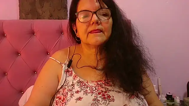 kassandra02 online show from June 11, 2026, 2:15 pm