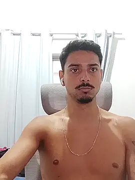 Snapshot of PedroKriocaX chatting on October 13, 2025, 8:20 pm PedroKriocaX online show from October 13, 2025, 8:20 pm