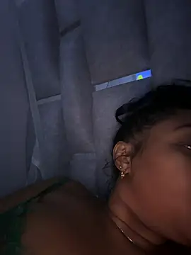 NaiomyLanes online show from March 12, 2026, 3:23 am