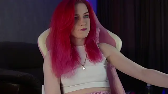 Snapshot of joyhannahh chatting on February 16, 2026, 2:35 pm joyhannahh online show from February 16, 2026, 2:35 pm