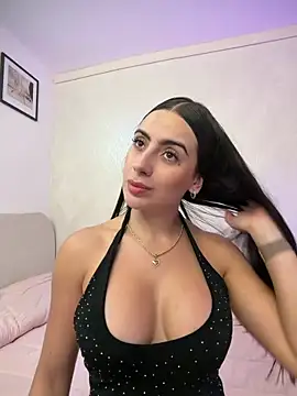 Snapshot of ValeryR_ chatting on March 3, 2026, 10:26 pm ValeryR online show from March 3, 2026, 10:26 pm