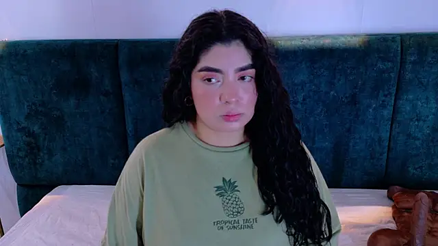 Snapshot of AgathaLynx chatting on January 19, 2026, 10:41 am AgathaLynx online show from January 19, 2026, 10:41 am