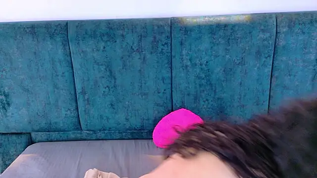 Snapshot of AgathaLynx chatting on February 12, 2026, 10:43 am AgathaLynx online show from February 12, 2026, 10:43 am