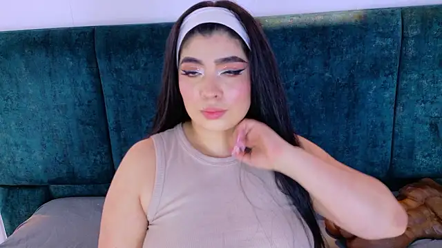 Snapshot of AgathaLynx chatting on February 28, 2026, 10:38 am AgathaLynx online show from February 28, 2026, 10:38 am