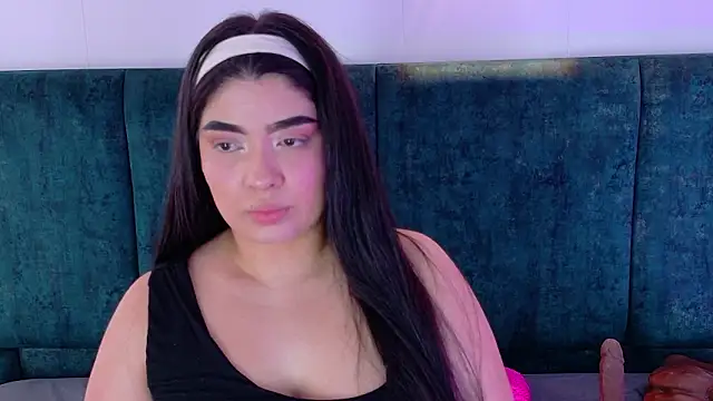 Snapshot of AgathaLynx chatting on March 6, 2026, 10:34 am AgathaLynx online show from March 6, 2026, 10:34 am