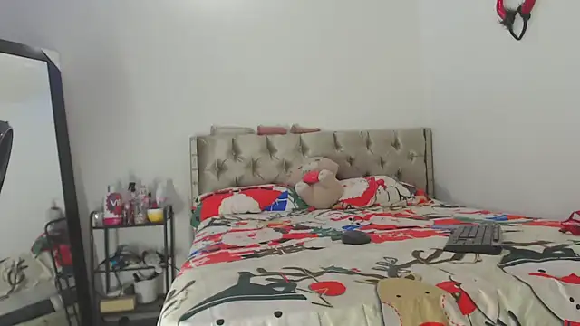 Snapshot of daniela_starks chatting on December 18, 2025, 11:11 pm daniela starks online show from December 18, 2025, 11:11 pm