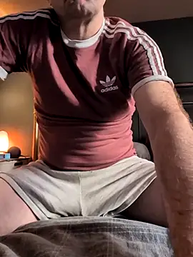 Snapshot of bibananaman chatting on February 5, 2026, 2:22 pm bibananaman online show from February 5, 2026, 2:22 pm