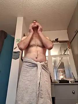 Snapshot of bibananaman chatting on February 6, 2026, 10:07 am bibananaman online show from February 6, 2026, 10:07 am