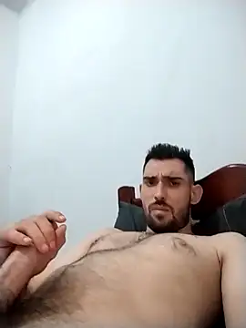 Snapshot of Richard9263 chatting on November 2, 2025, 4:04 am Richard9263 online show from November 2, 2025, 4:04 am