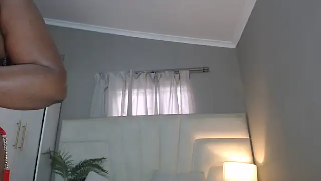 Snapshot of naughtyblackdolie chatting on January 17, 2026, 8:08 am naughtyblackdolie online show from January 17, 2026, 8:08 am