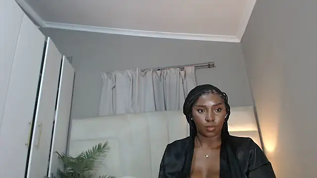 naughtyblackdolie online show from May 9, 2026, 5:29 pm