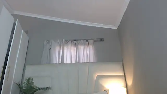 Snapshot of naughtyblackdolie chatting on July 25, 2026, 9:51 am naughtyblackdolie online show from July 25, 2026, 9:51 am