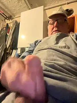 oldgayman online show from October 25, 2025, 5:48 am