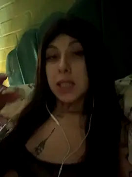 Snapshot of springof96 chatting on November 27, 2025, 3:08 am springof96 online show from November 27, 2025, 3:08 am