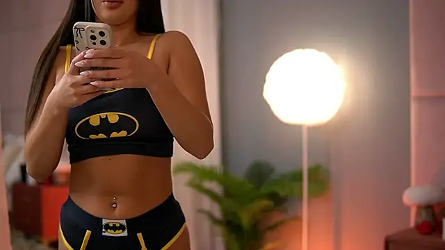 AlmaLuv online show from February 3, 2026, 5:05 am